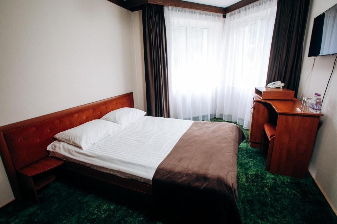 Stanislavsky Hotel Group 야렘체 외부 사진