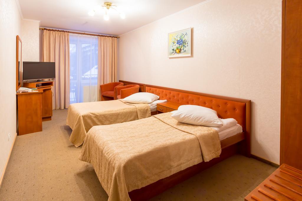 Stanislavsky Hotel Group 야렘체 외부 사진