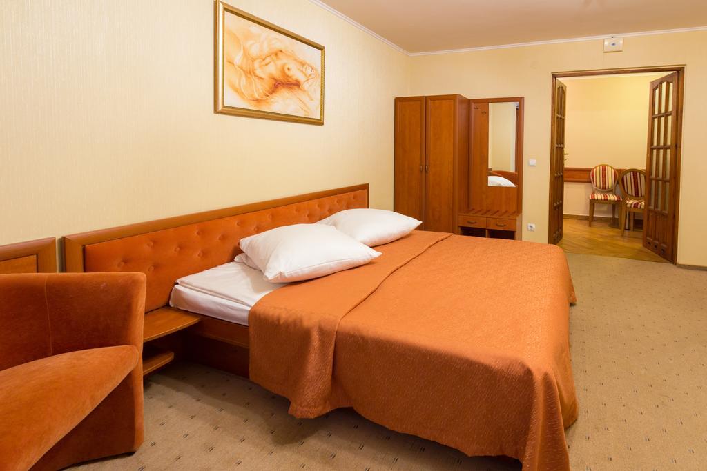 Stanislavsky Hotel Group 야렘체 외부 사진